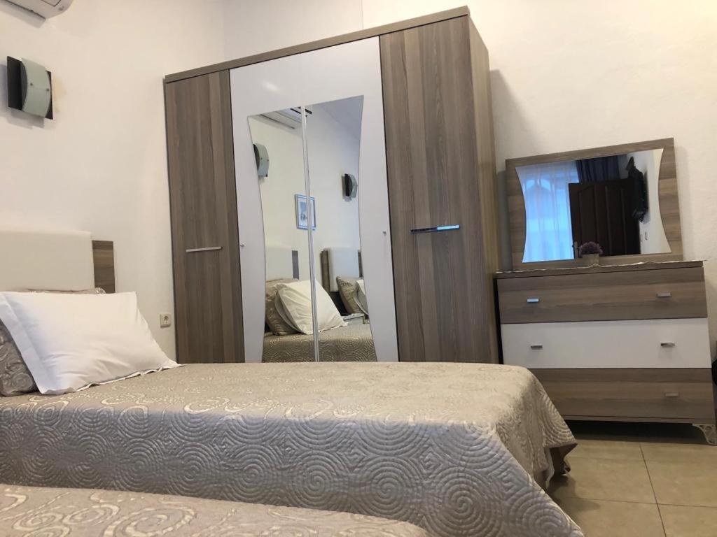 Pisces Hotel ทูรุนช์ ภายนอก รูปภาพ